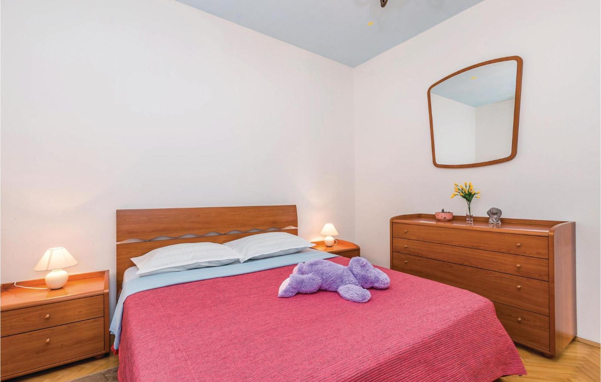 Nice Apartment In Lovran With Kitchen Bagian luar foto